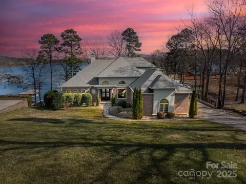 3554 Gordon St, Terrell, NC 28682