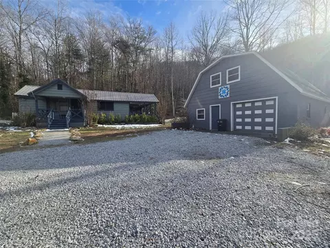 50 Buddy Gap Rd, Otto, NC 28763