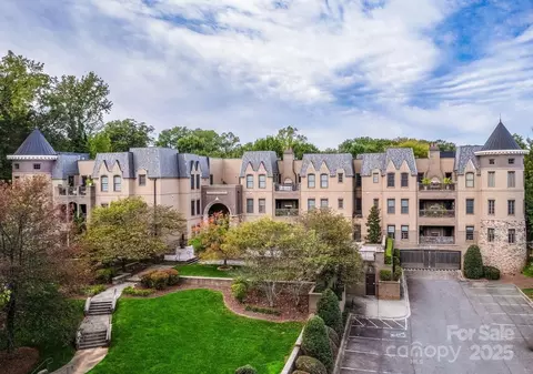 3238 Park Rd, Charlotte, NC 28209