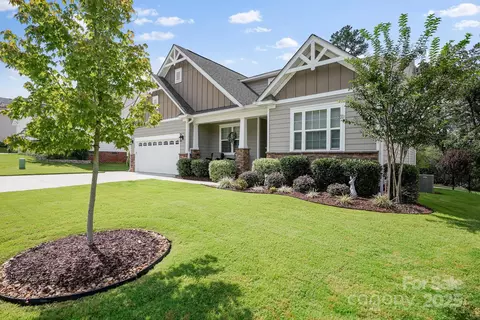 176 Broadleaf Dr, Denver, NC 28037 photo 2