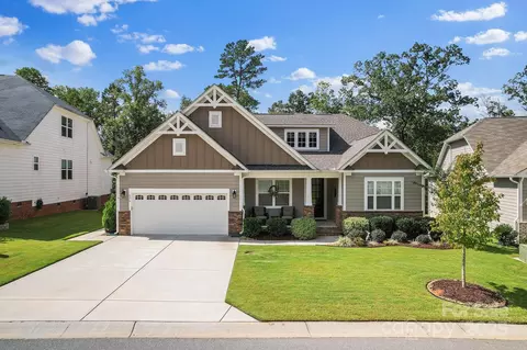 176 Broadleaf Dr, Denver, NC 28037