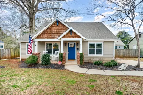 166 S Smallwood Pl, Charlotte, NC 28208