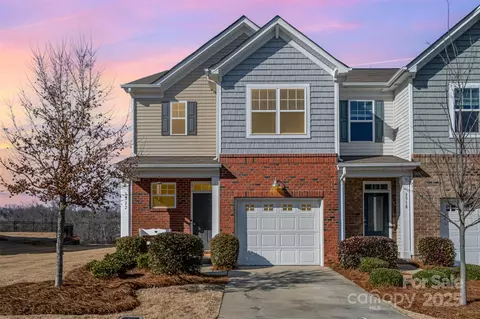 3322 Yarmouth Ln, Gastonia, NC 28056