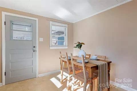 143 Lee St, Sylva, NC 28779 photo 4