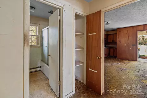 Entry Way - 437 E 22nd St, Kannapolis, NC 28083 photo 1 of 1
