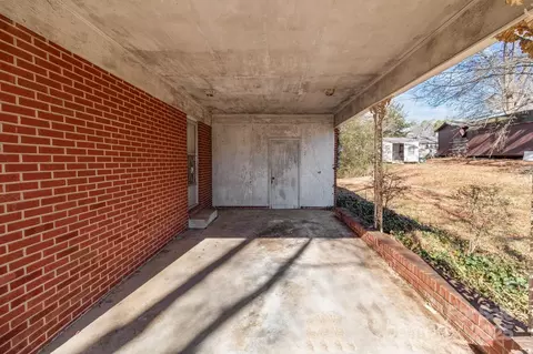 Exterior - 437 E 22nd St, Kannapolis, NC 28083 photo 1 of 3
