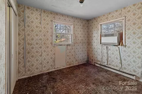 Bedroom - 437 E 22nd St, Kannapolis, NC 28083 photo 1 of 4