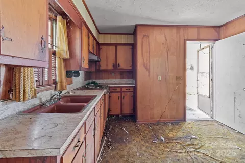 Other - 437 E 22nd St, Kannapolis, NC 28083 photo 5 of 8