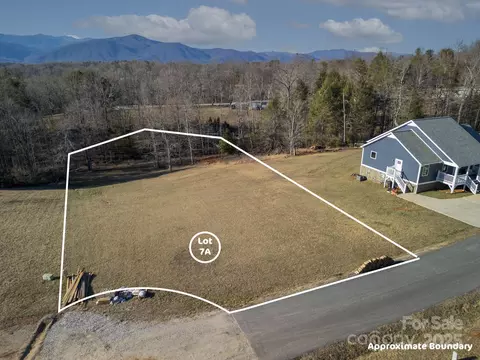 84 Grace Estates Dr, Marion, NC 28752