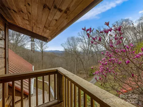 Exterior - 116 Cracker Trl, Clyde, NC 28721 photo 3 of 9