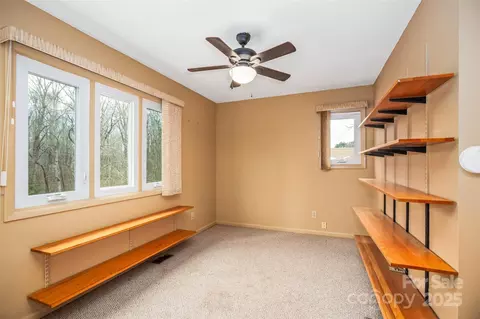 Bedroom - 33287 Mann Rd, Albemarle, NC 28001 photo 4 of 7