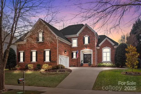 15903 Glen Miro Dr, Huntersville, NC 28078