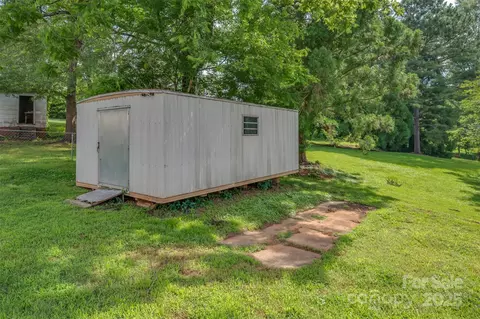 151 Pleasant St, Spindale, NC 28160 photo 25