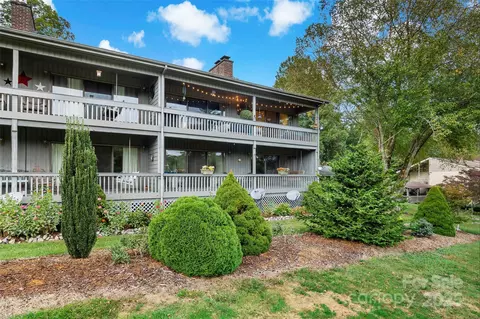 353 Fairway B Ln #B, Spruce Pine, NC 28777