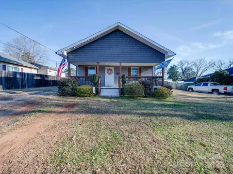 17 Walnut St, China Grove, NC 28023