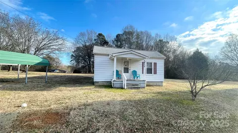 510 W Blume St, Landis, NC 28088