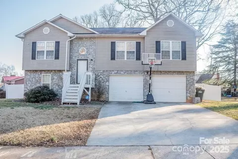 520 5th Se Ave SE, Hickory, NC 28602