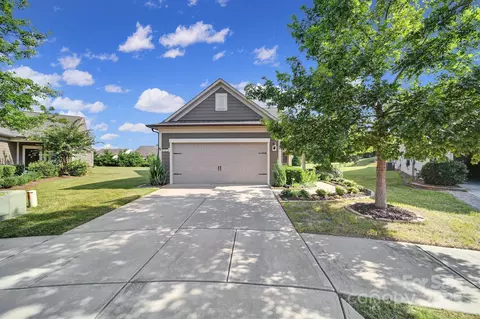730 Bushel Dr, Fort Mill, SC 29715