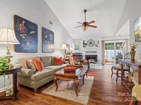 2717 New Hamlin Way, Charlotte, NC 28210