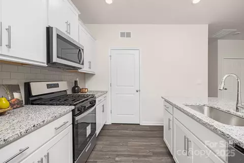 3671 Mercer St, Terrell, NC 28682 photo 8