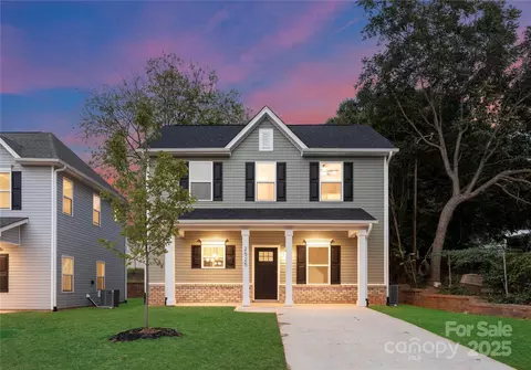 2033 Tom Sadler Rd, Charlotte, NC 28214