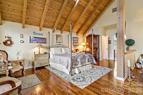 Bedroom - 60 E Valley View Dr, Marion, NC 28752 photo 2 of 4