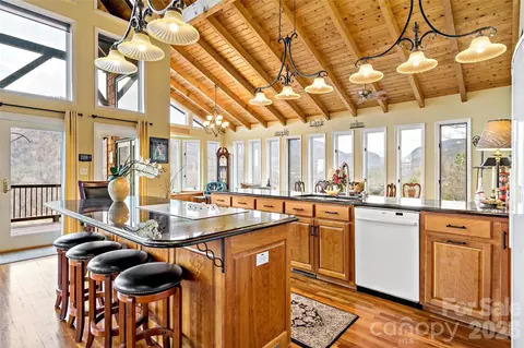 Kitchen - 60 E Valley View Dr, Marion, NC 28752 photo 1 of 4