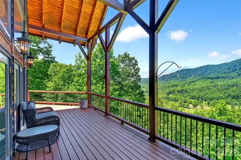 Exterior - 60 E Valley View Dr, Marion, NC 28752 photo 3 of 5