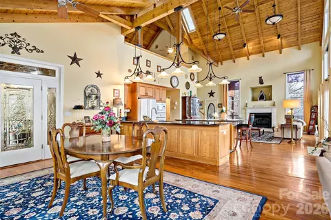 Dining - 60 E Valley View Dr, Marion, NC 28752 photo 2 of 3
