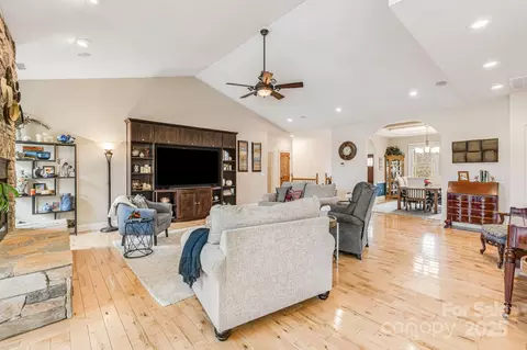 Living - 169 Stoneybrook Way, Tryon, NC 28782 photo 2 of 3