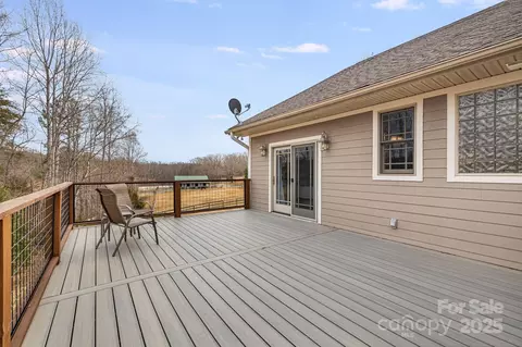 Exterior - 169 Stoneybrook Way, Tryon, NC 28782 photo 3 of 6
