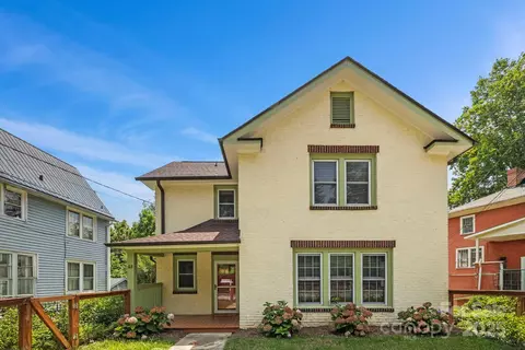 41 Forest Hill Dr, Asheville, NC 28803