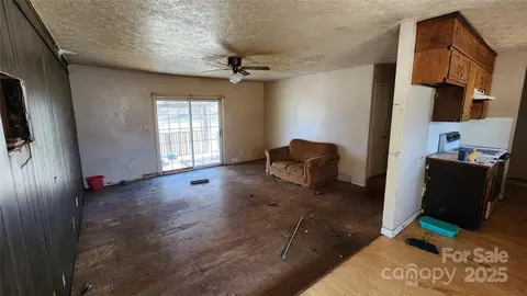 Living - 3202 Clark Loop, Morganton, NC 28655 photo 1 of 2