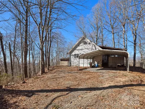 1115 Seven Springs Rd, Pisgah Forest, NC 28768