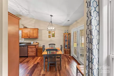 4137 Shadowbrook Ct, Morganton, NC 28655 photo 8