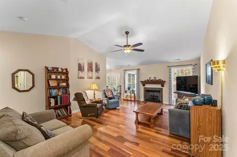 4137 Shadowbrook Ct, Morganton, NC 28655 photo 5