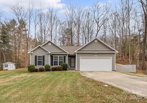 4137 Shadowbrook Ct, Morganton, NC 28655