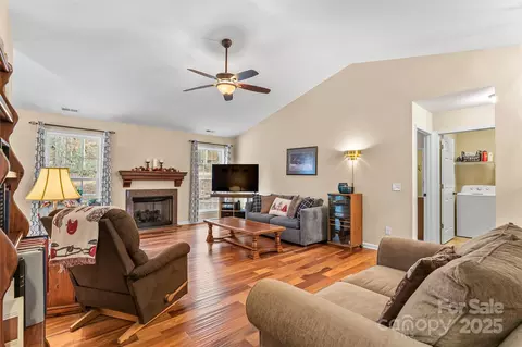 4137 Shadowbrook Ct, Morganton, NC 28655 photo 3