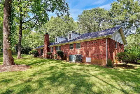 1801 Windsor Dr, Lancaster, SC 29720 photo 23