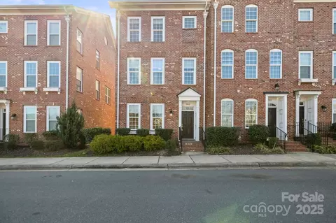 9223 Belcaro Ln, Charlotte, NC 28273
