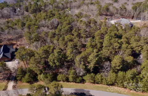224 Badin View Dr, New London, NC 28127