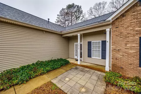 Exterior - 3012 Viola Ln, Monroe, NC 28110 photo 1 of 2