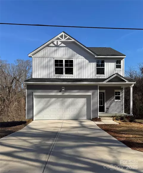 329 W Catawba Ave, Mooresville, NC 28115
