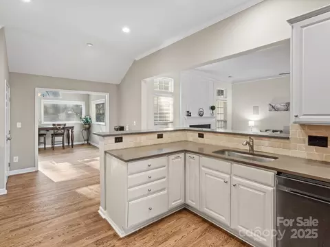 Kitchen - 209 Choate Ave, Fort Mill, SC 29708 photo 4 of 5