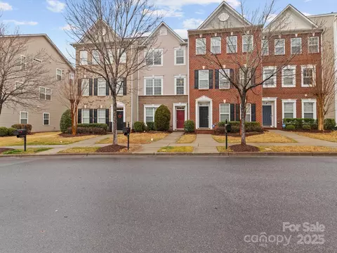 5636 Whitehawk Hill Rd, Mint Hill, NC 28227