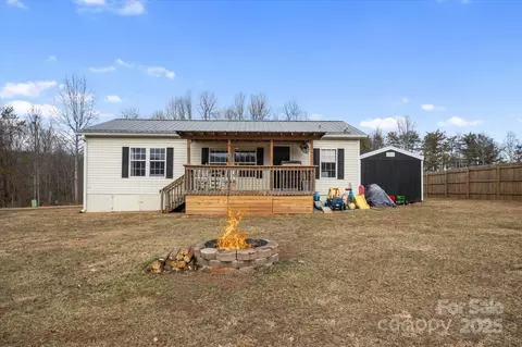 116 Natures Paradise Rd, Old Fort, NC 28762
