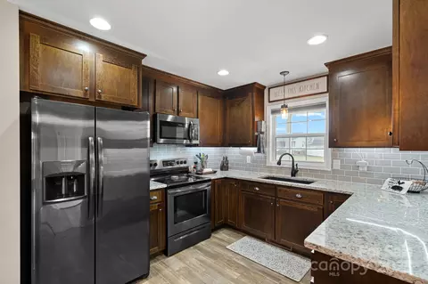130 Portman Ln, Statesville, NC 28625