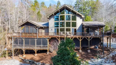 950 Black Forest Dr, Marion, NC 28752 photo 7