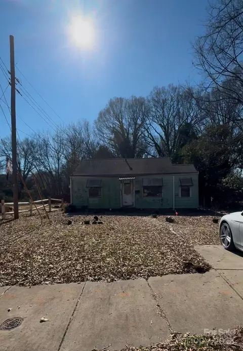 3701 Rogers St, Charlotte, NC 28208