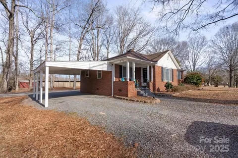Exterior - 6475 Highway 73 E Hwy E, Mount Pleasant, NC 28124 photo 1 of 2